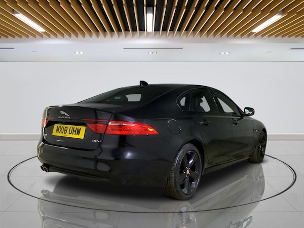 Used Jaguar XF 2018 for sale - 76241347: Photo 8
