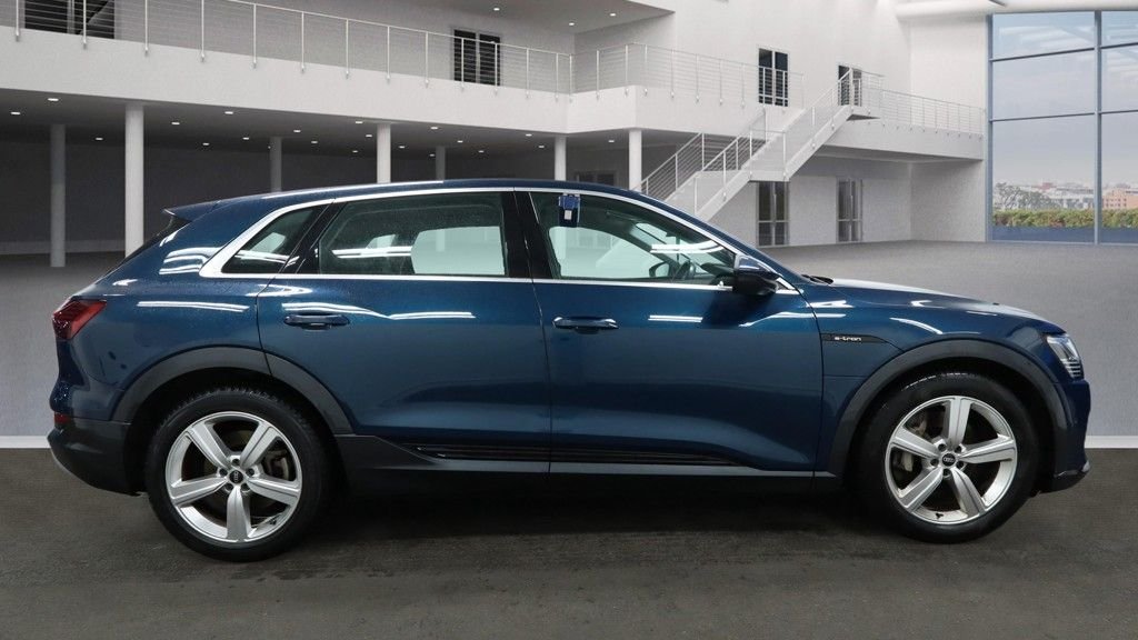 Used Audi e-tron 2021 for sale - 77680928: Photo 11