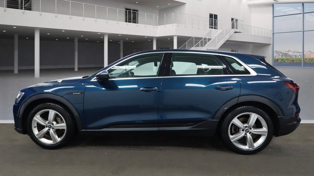 Used Audi e-tron 2021 for sale - 77680928: Photo 12