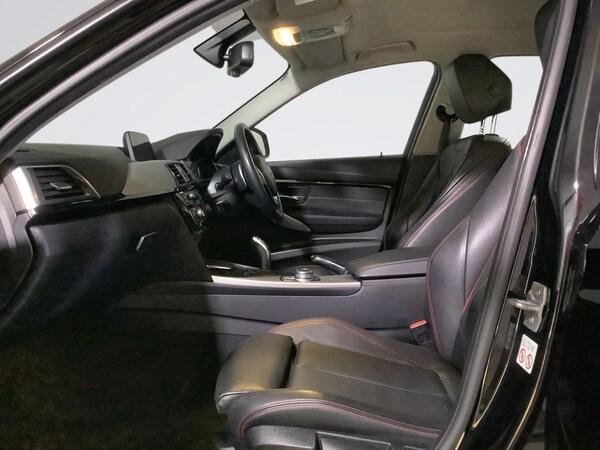 Used BMW 3 Series 2018 for sale - 76202613: Photo 12