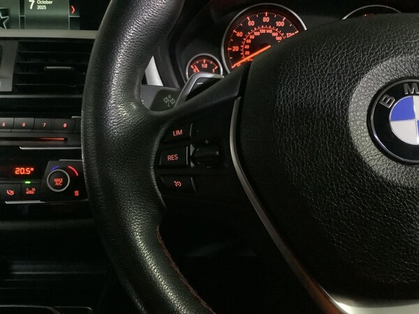 Used BMW 3 Series 2018 for sale - 76202613: Photo 17