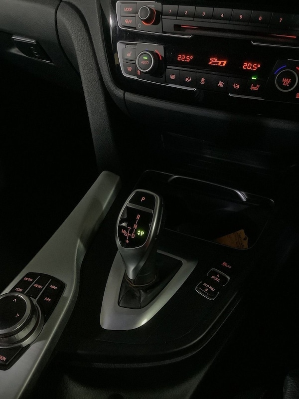Used BMW 3 Series 2018 for sale - 76202613: Photo 25