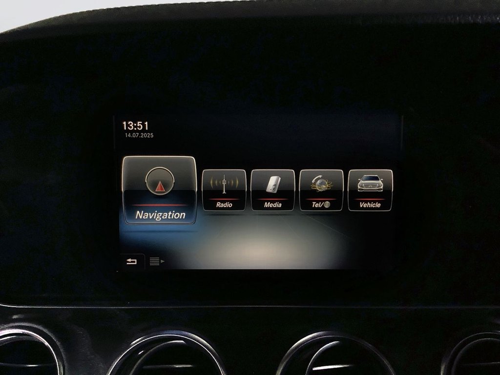 Used Mercedes-Benz E Class 2018 for sale - 76235299: Photo 23