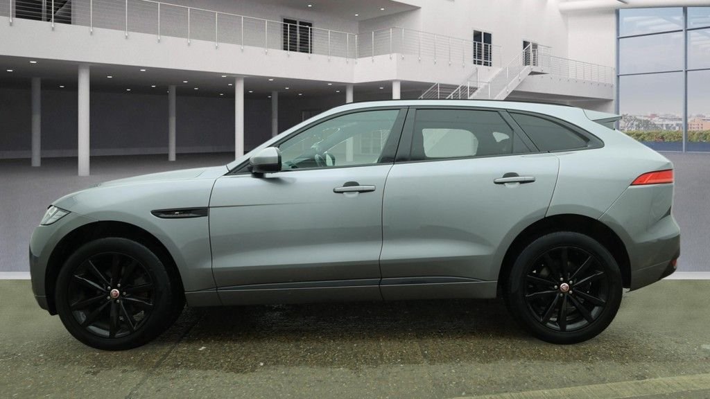 Used Jaguar F-Pace 2020 for sale - 77748227: Photo 6