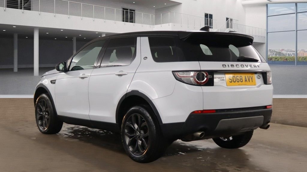 Used Land Rover Discovery Sport 2019 for sale - 77734021: Photo 9
