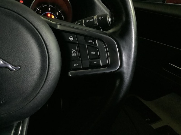 Used Jaguar XF 2015 for sale - 76202593: Photo 21