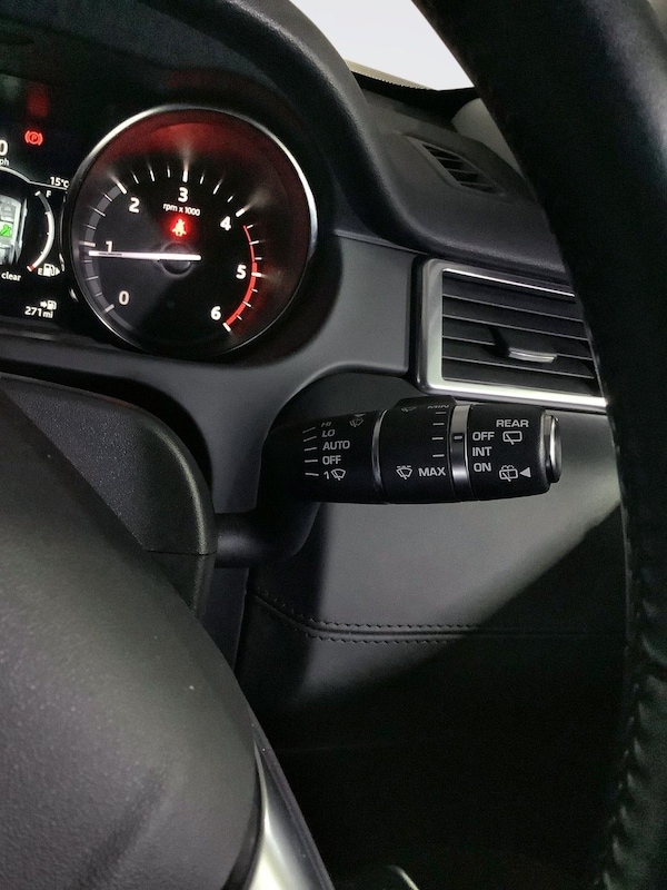 Used Land Rover Discovery Sport 2018 for sale - 76190851: Photo 24