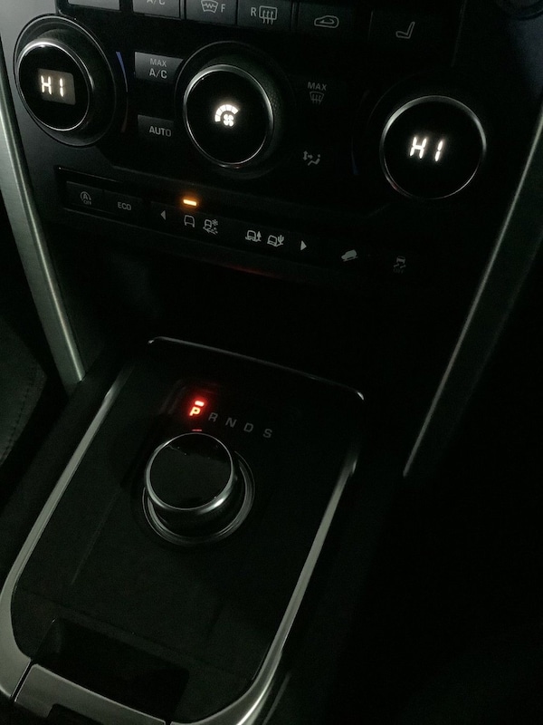Used Land Rover Discovery Sport 2018 for sale - 76190851: Photo 28