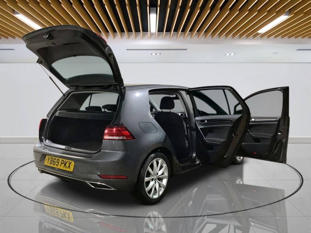 Used Volkswagen Golf 2019 for sale - 77313347: Photo 10