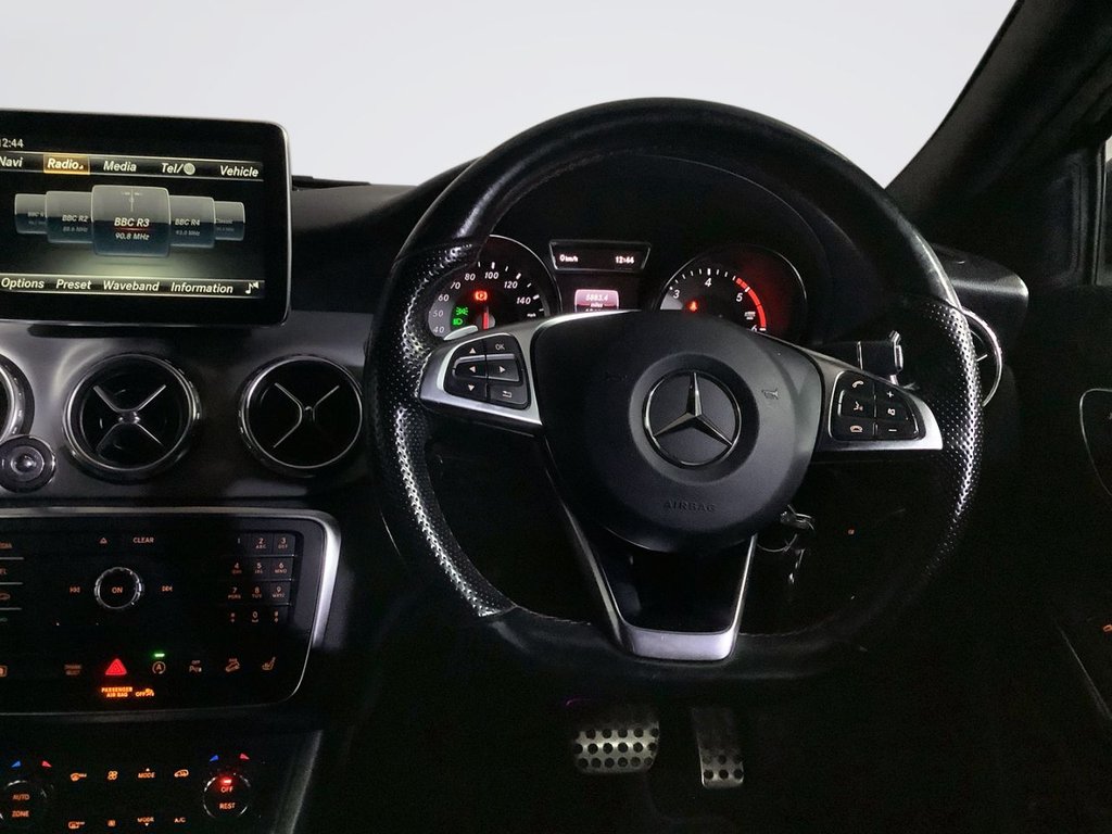 Used Mercedes-Benz GLA 2015 for sale - 76376234: Photo 15