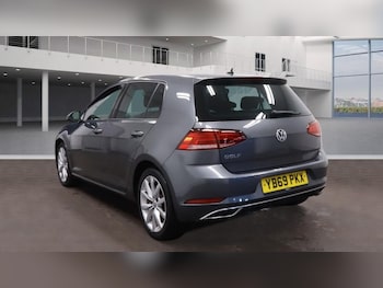 Used Volkswagen Golf 2019 for sale - 77211874: Photo
