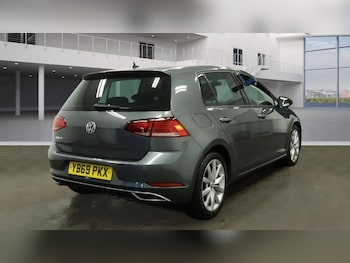 Used Volkswagen Golf 2019 for sale - 77211874: Photo