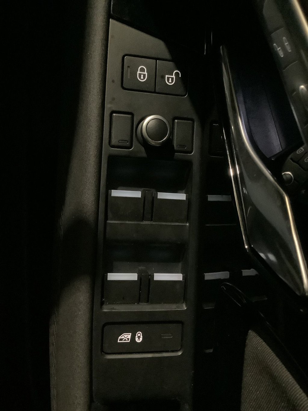 Used Land Rover Range Rover Evoque 2019 for sale - 76950345: Photo 22