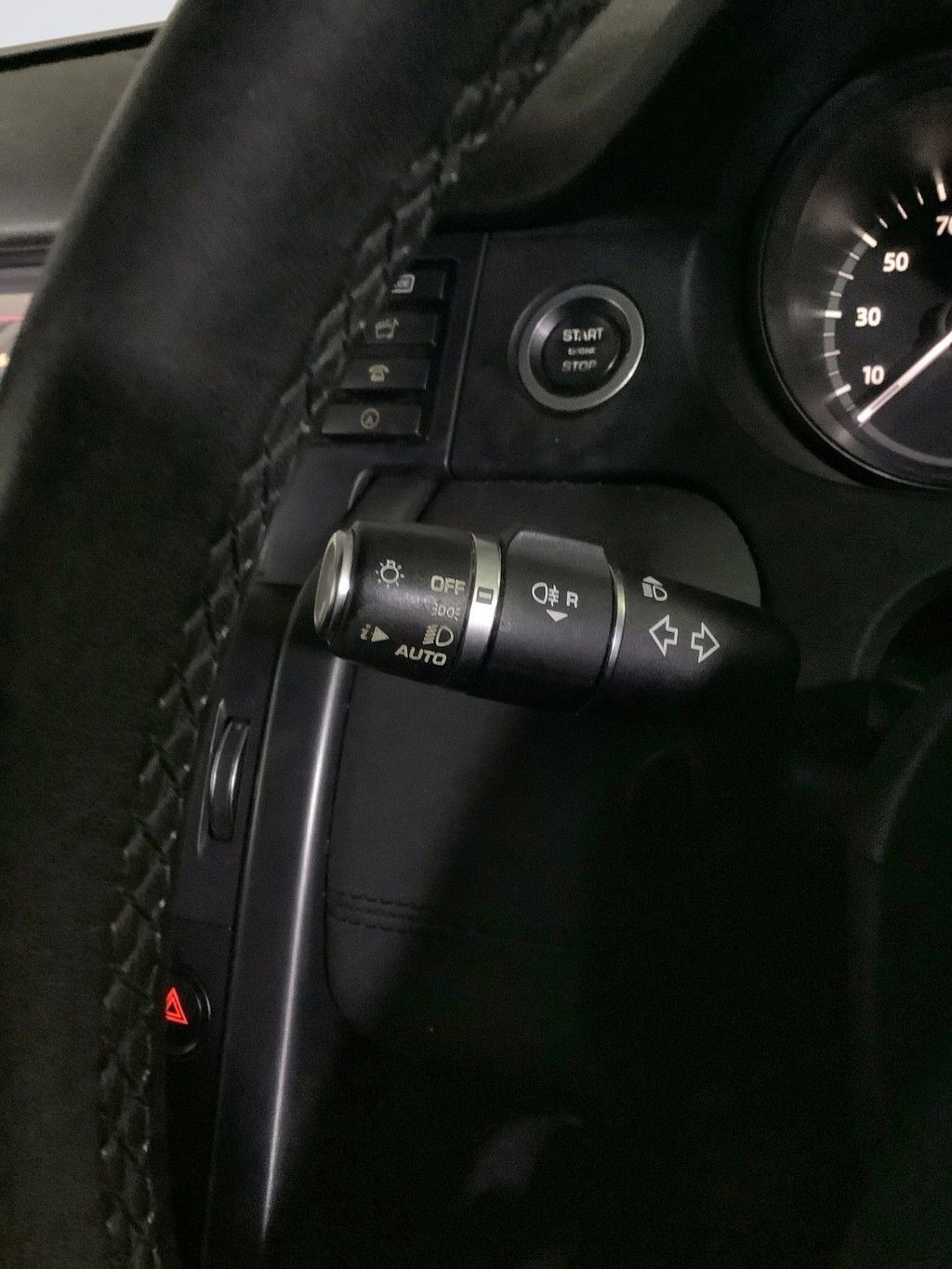 Used Land Rover Discovery Sport 2019 for sale - 76773051: Photo 22