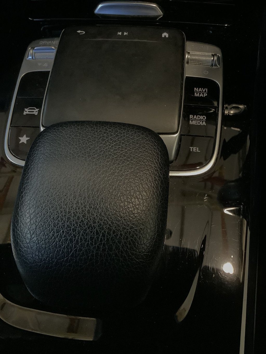 Used Mercedes-Benz A-Class 2018 for sale - 78056203: Photo 25