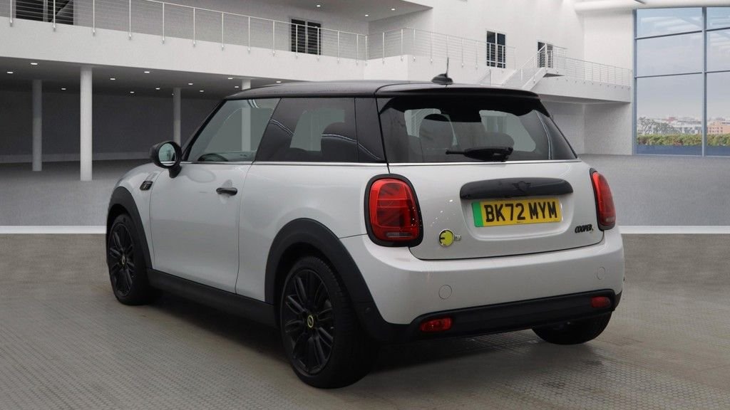 Used MINI Hatch 2022 for sale - 77408292: Photo 9