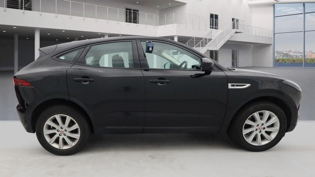 Used Jaguar E-Pace 2019 for sale - 77747892: Photo 5