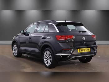 Used Volkswagen T-Roc 2020 for sale - 79485652: Photo
