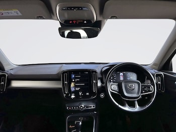 Used Volvo XC40 2018 for sale - 78619123: Photo