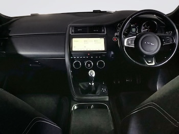 Used Jaguar E-Pace 2018 for sale - 76074148: Photo 3