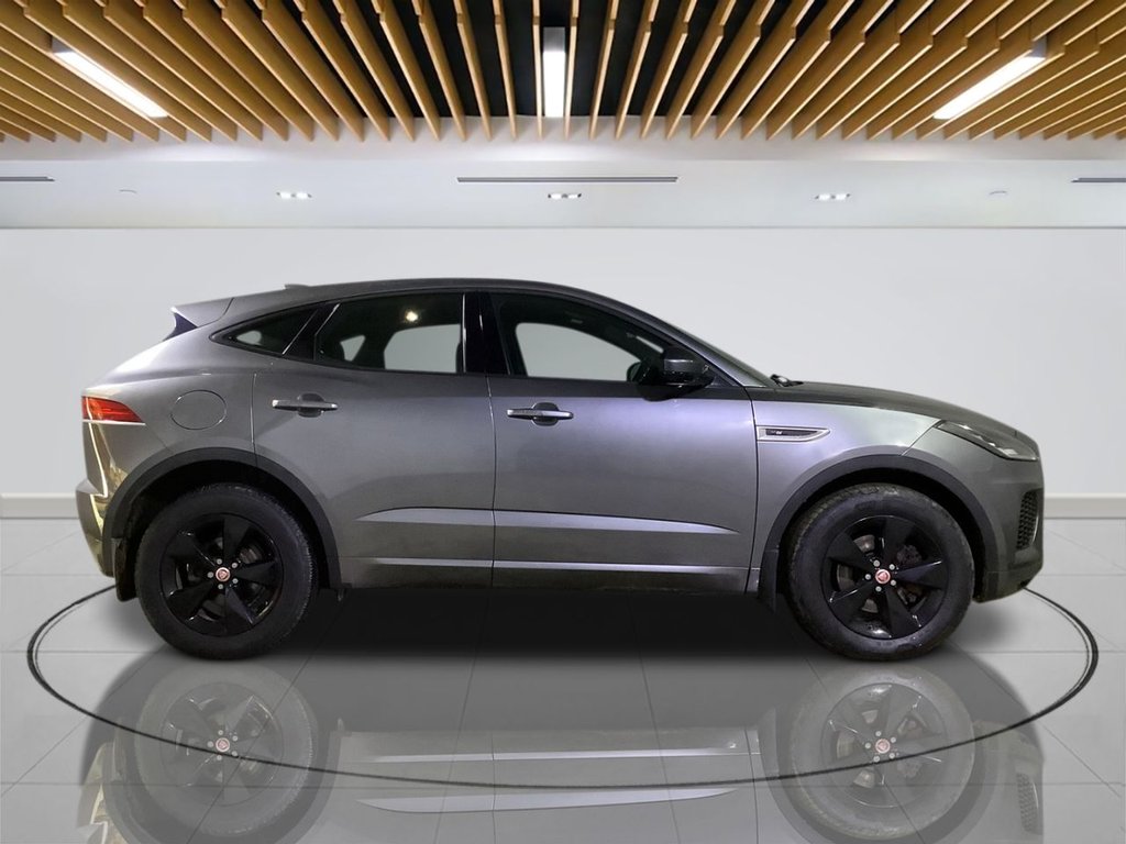 Used Jaguar E-Pace 2018 for sale - 76074148: Photo 9