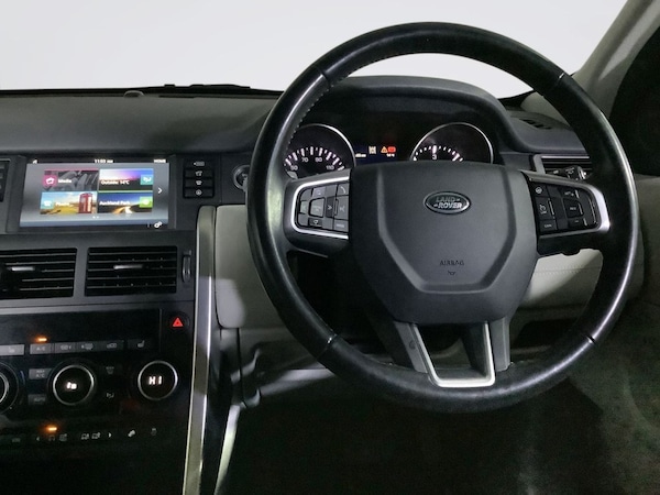 Used Land Rover Discovery Sport 2016 for sale - 76327871: Photo 17