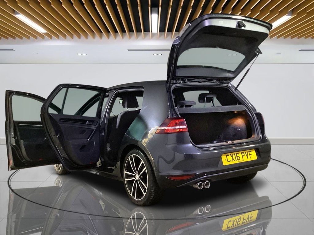 Used Volkswagen Golf 2016 for sale - 76617310: Photo 10