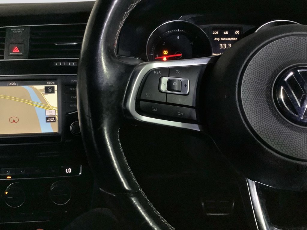 Used Volkswagen Golf 2016 for sale - 76617310: Photo 17