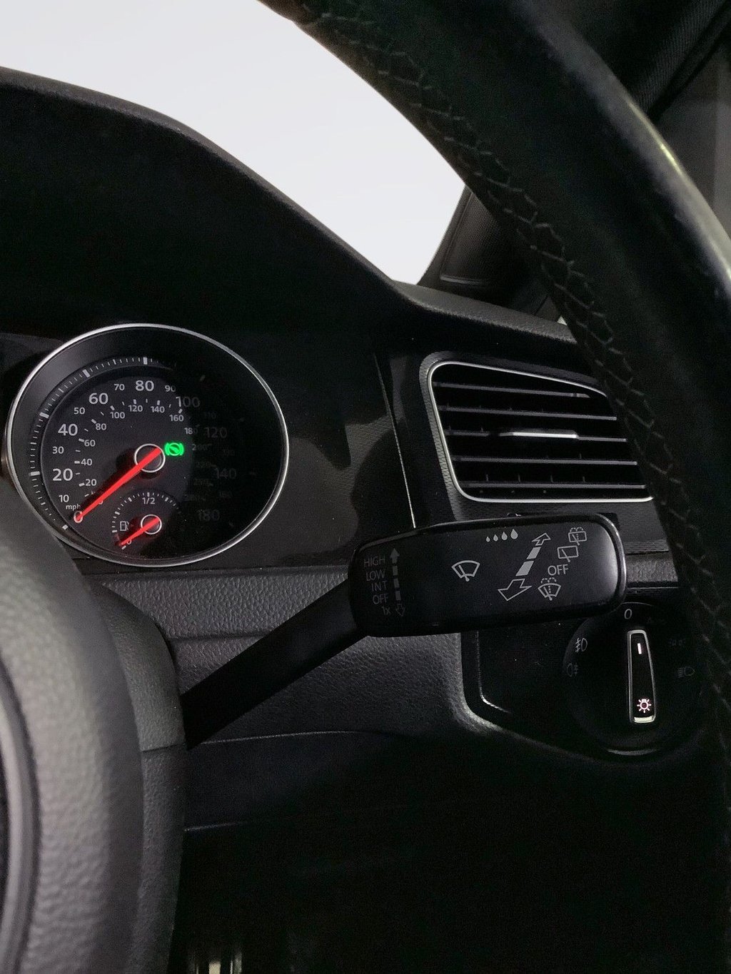 Used Volkswagen Golf 2016 for sale - 76617310: Photo 19