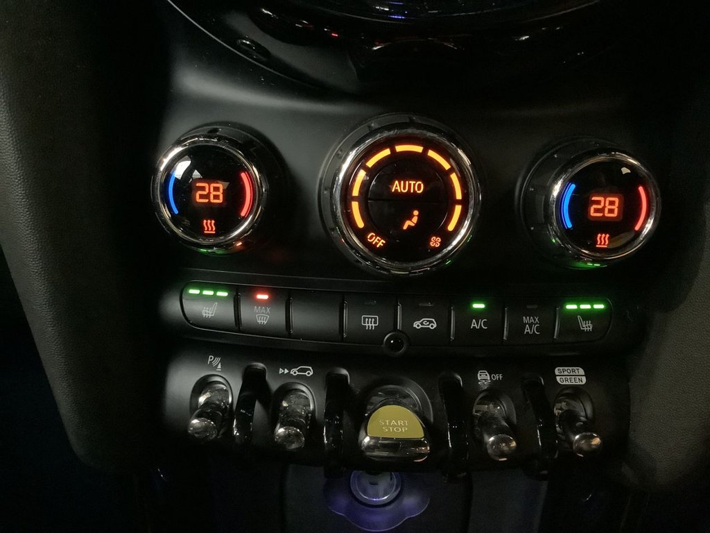 Used MINI Hatch 2022 for sale - 77976389: Photo 25