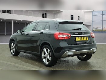 Used Mercedes-Benz GLA 2018 for sale - 77941793: Photo