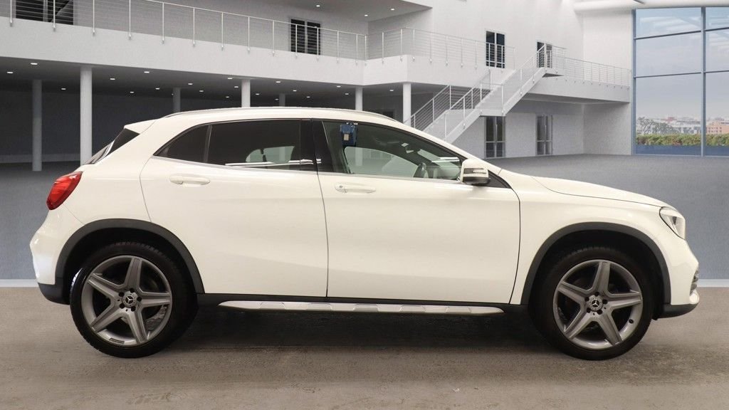 Used Mercedes-Benz GLA 2018 for sale - 76910483: Photo 6