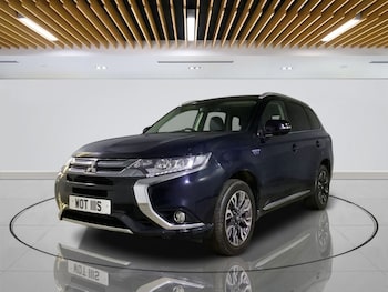 Used Mitsubishi Outlander 2017 for sale - 76496003: Photo