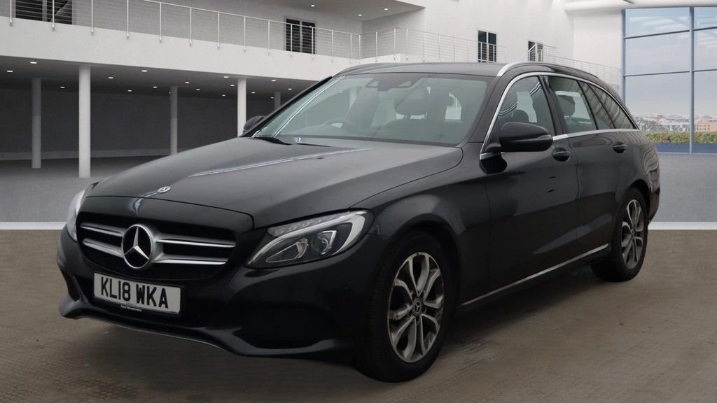 Used Mercedes-Benz C Class 2018 for sale - 77747889: Photo 8