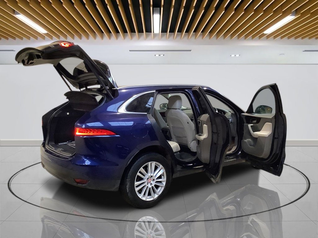 Used Jaguar F-Pace 2018 for sale - 77084039: Photo 10