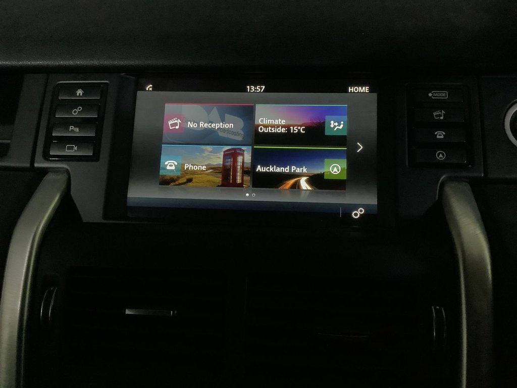 Used Land Rover Discovery Sport 2015 for sale - 76439372: Photo 24