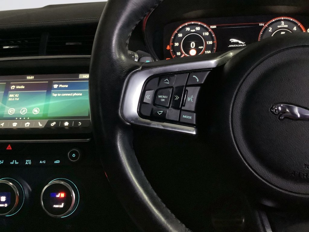 Used Jaguar E-Pace 2018 for sale - 76563329: Photo 17