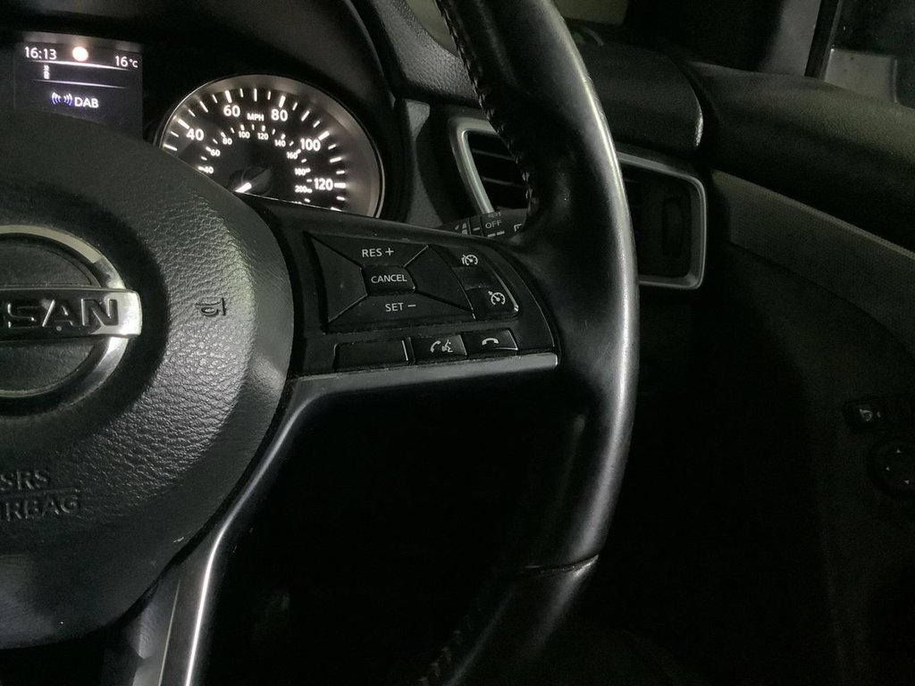 Used Nissan Qashqai 2018 for sale - 76356200: Photo 19