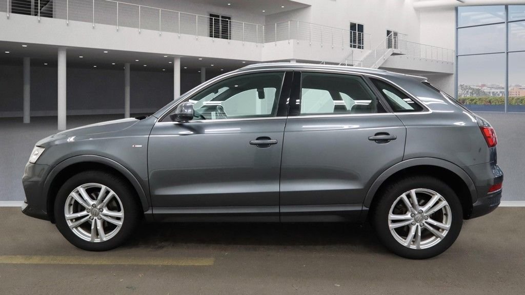 Used Audi Q3 2018 for sale - 76429845: Photo 6