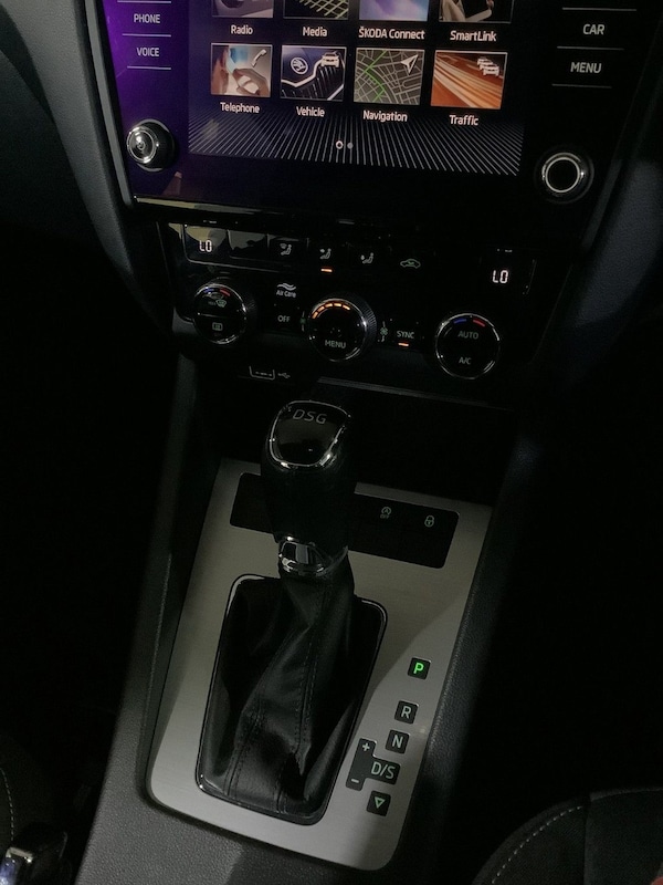 Used Skoda Octavia 2018 for sale - 76173210: Photo 25