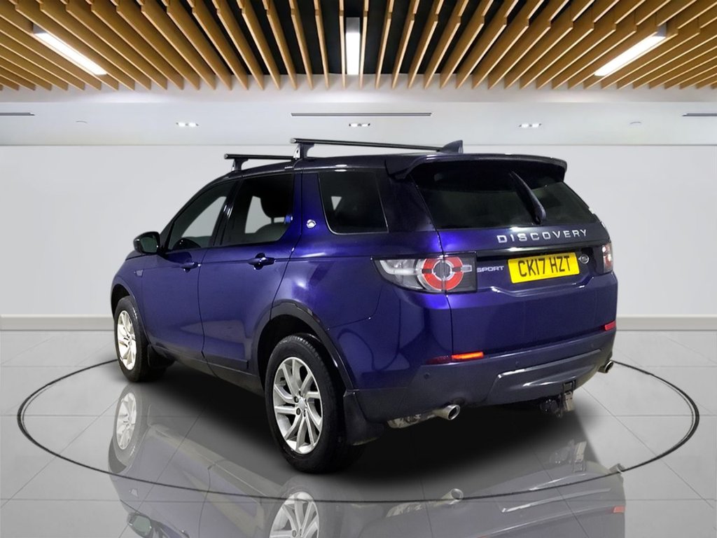 Used Land Rover Discovery Sport 2017 for sale - 76739988: Photo 5
