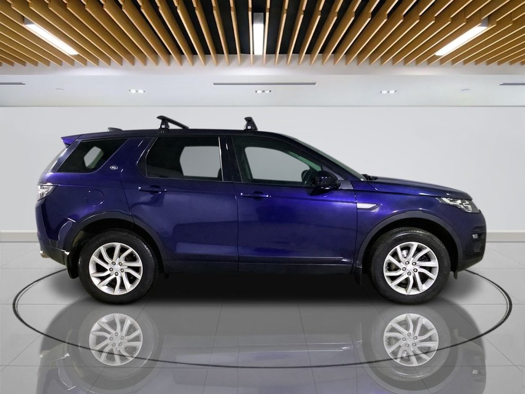 Used Land Rover Discovery Sport 2017 for sale - 76739988: Photo 8