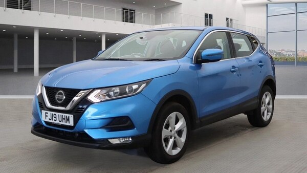 Used Nissan Qashqai 2019 for sale - 76202609: Photo 2