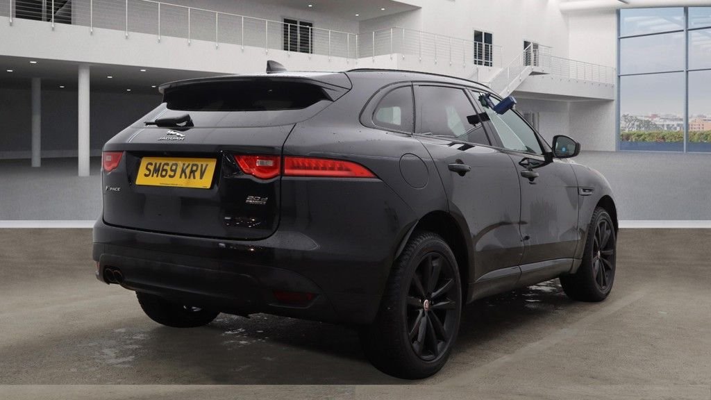 Used Jaguar F-Pace 2019 for sale - 76986294: Photo 4