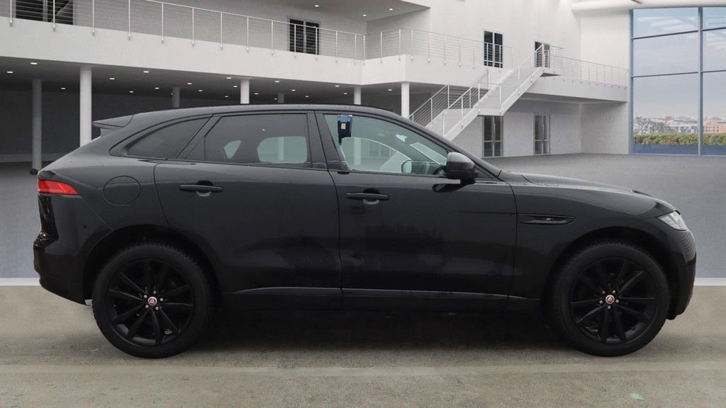 Used Jaguar F-Pace 2019 for sale - 76986294: Photo 5