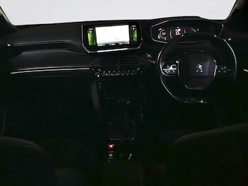 Used Peugeot 2008 2021 for sale - 76474581: Photo