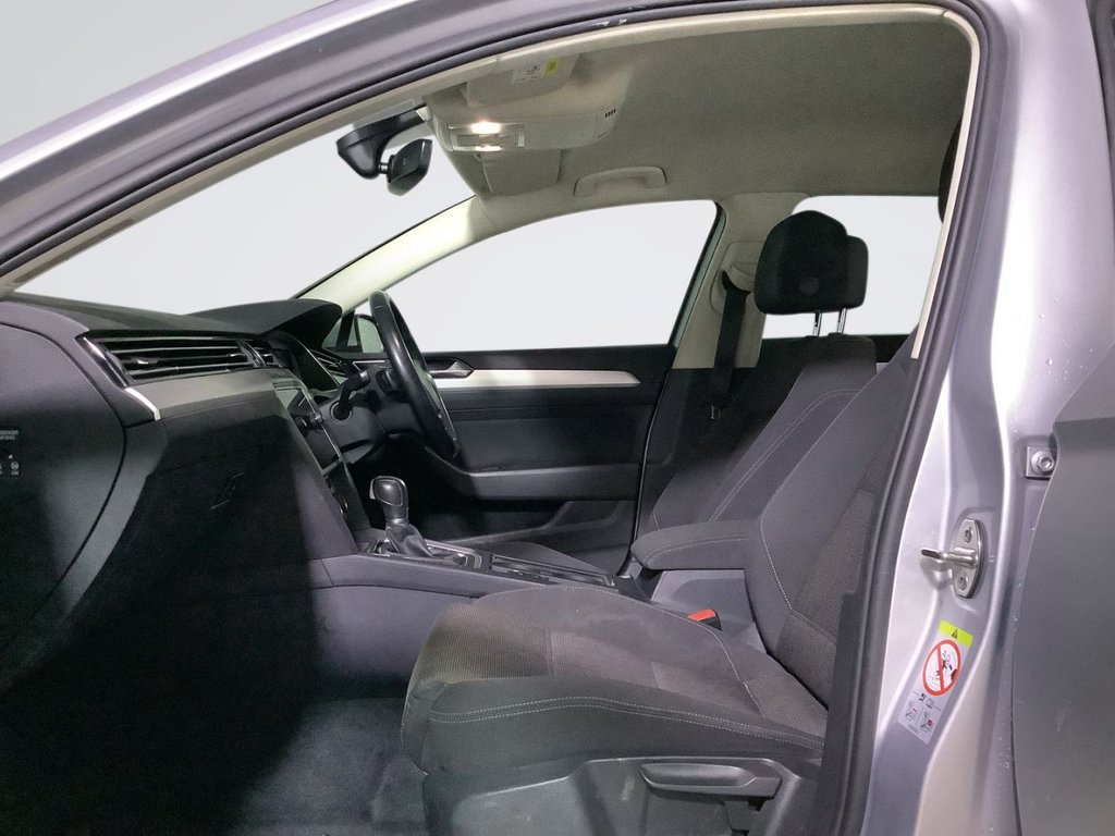 Used Volkswagen Passat 2019 for sale - 76558730: Photo 12