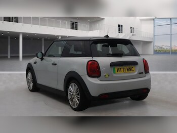 Used MINI Hatch 2022 for sale - 77520956: Photo
