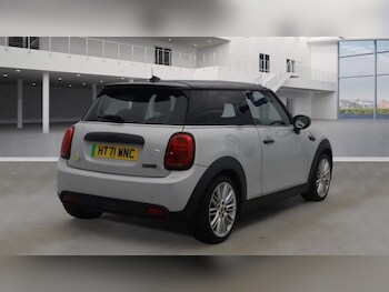 Used MINI Hatch 2022 for sale - 77520956: Photo