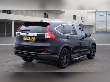 Used Honda CR-V 2017 for sale - 76509601: Photo